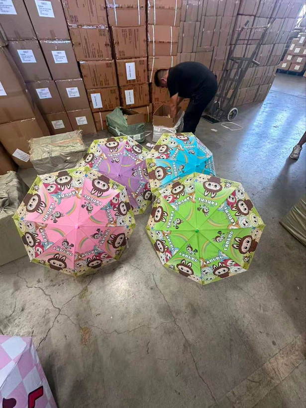 خرید چتر بچه گانه لبوبو